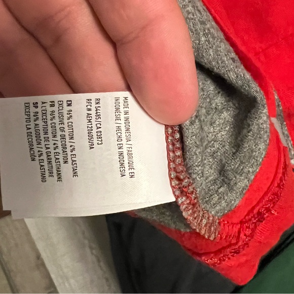 American Eagle Red and Gray Striped Tee - Picture 6 of 6